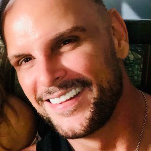 Meet your Posher, Leo